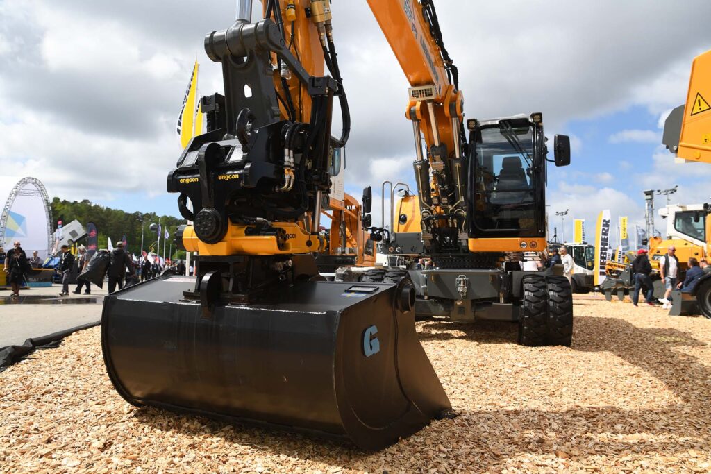 Götene levelling bucket